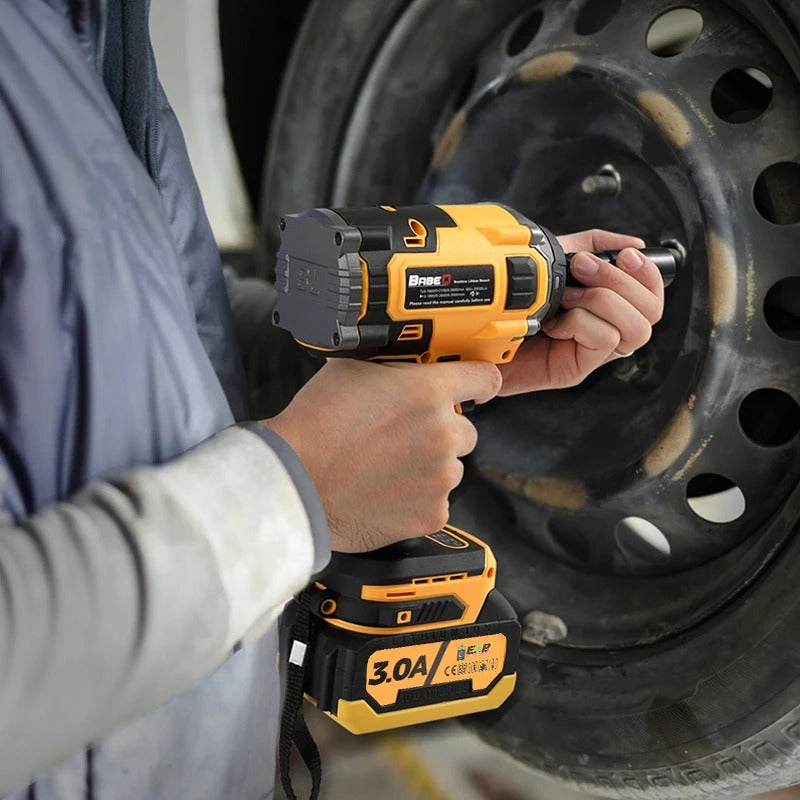 DEWALT Aku Udarni Odvijač